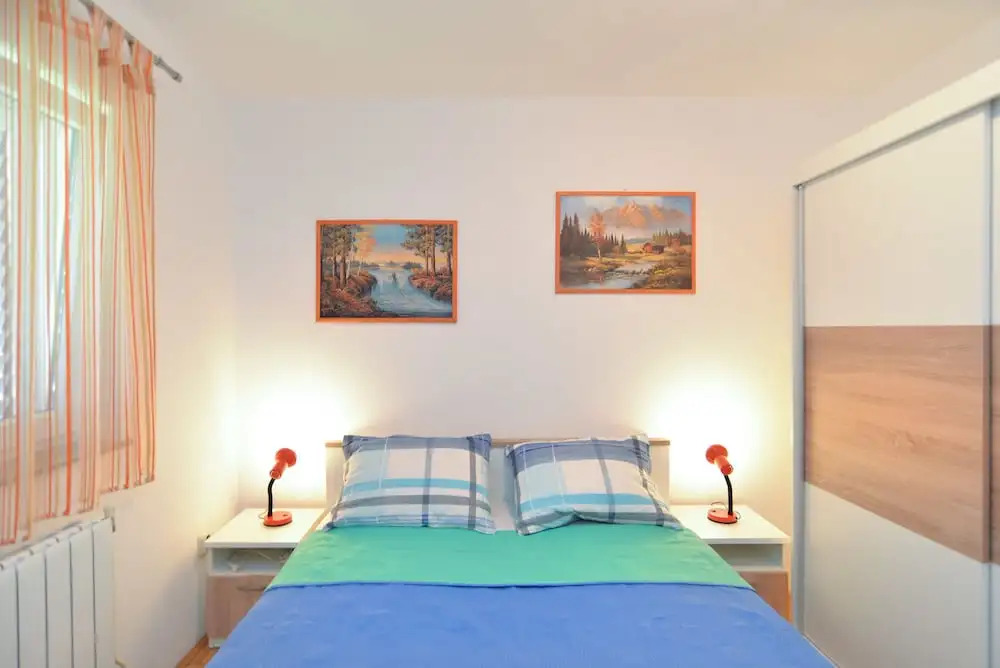 Apartment 436