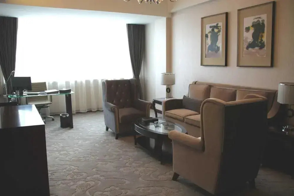 Hongcheng Yuehai Hotel - Qingdao