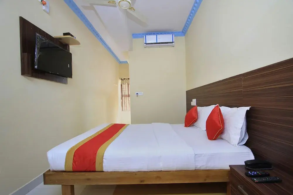 OYO 10291 Sri Venkatadri Residency
