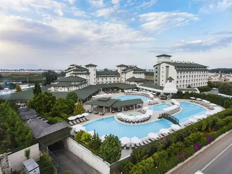 Febeach Resort Spa (*****)