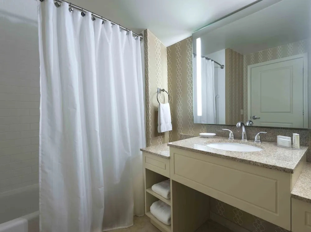 Wayside Carriage House Inn