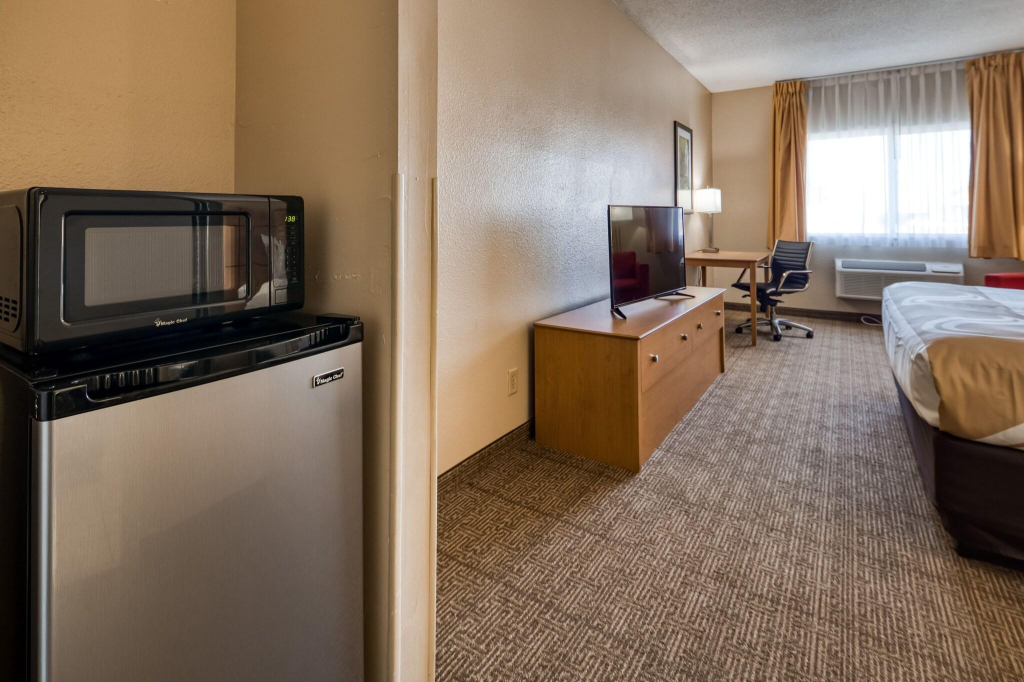 Quality Inn & Suites Springfield