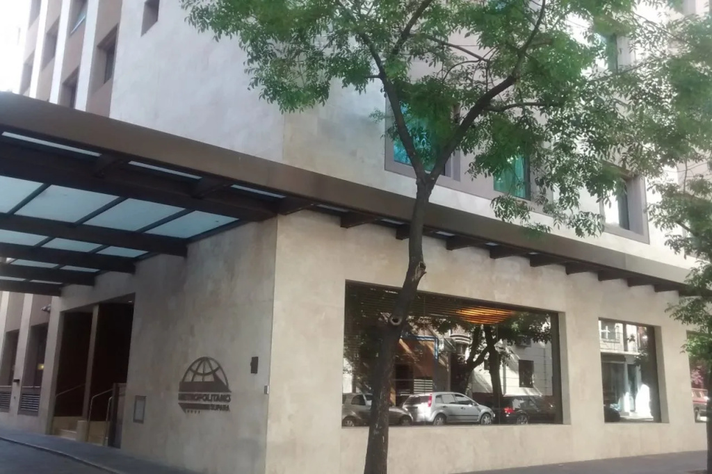 Hotel Metropolitano Supara