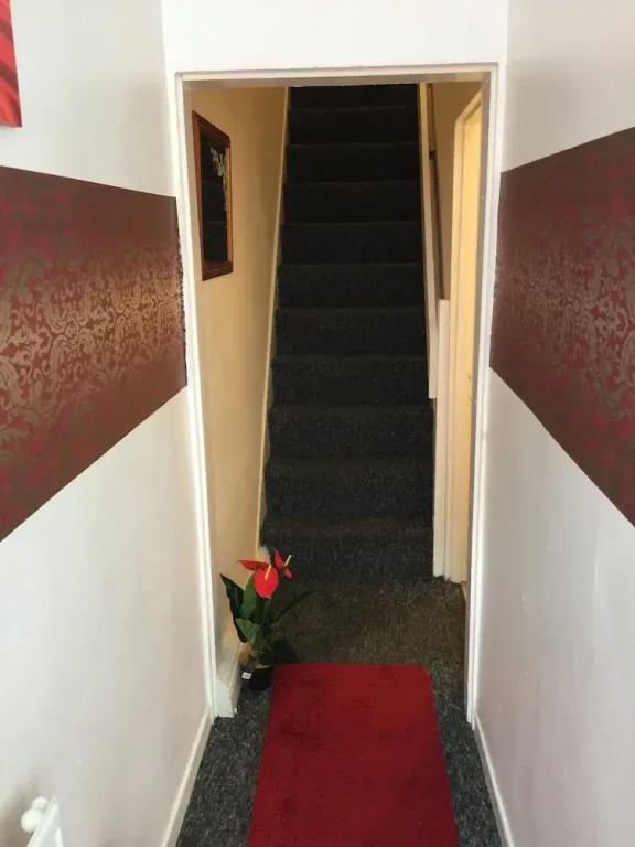 Crel Serviced Apartment
