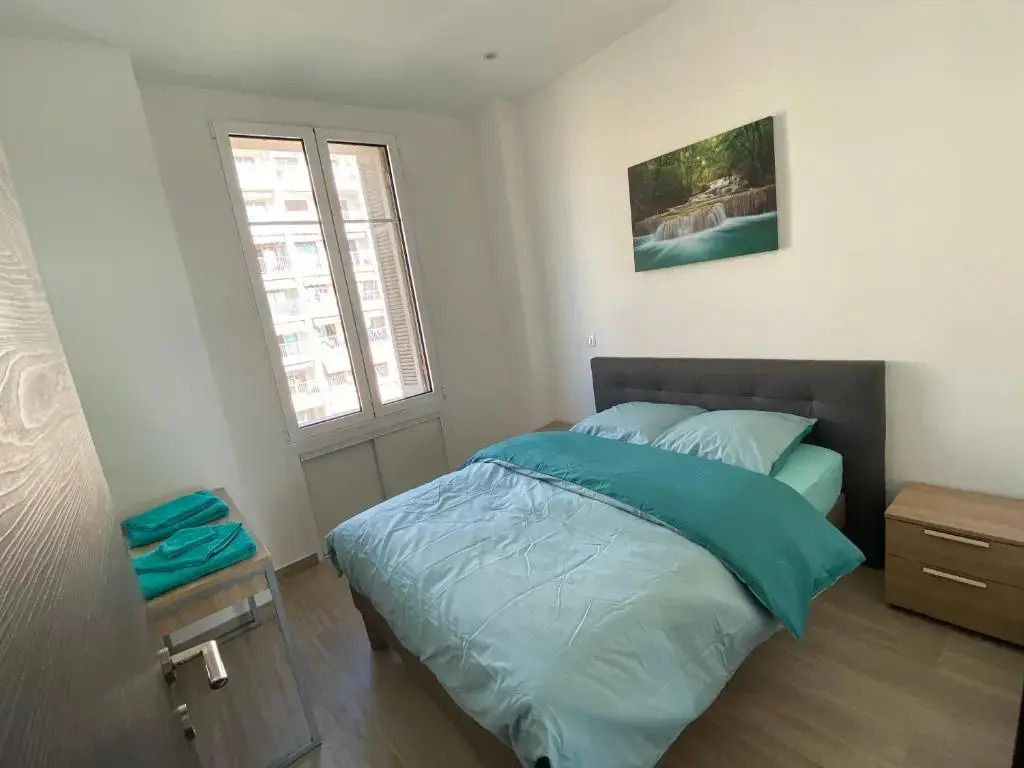 219 Promenade
