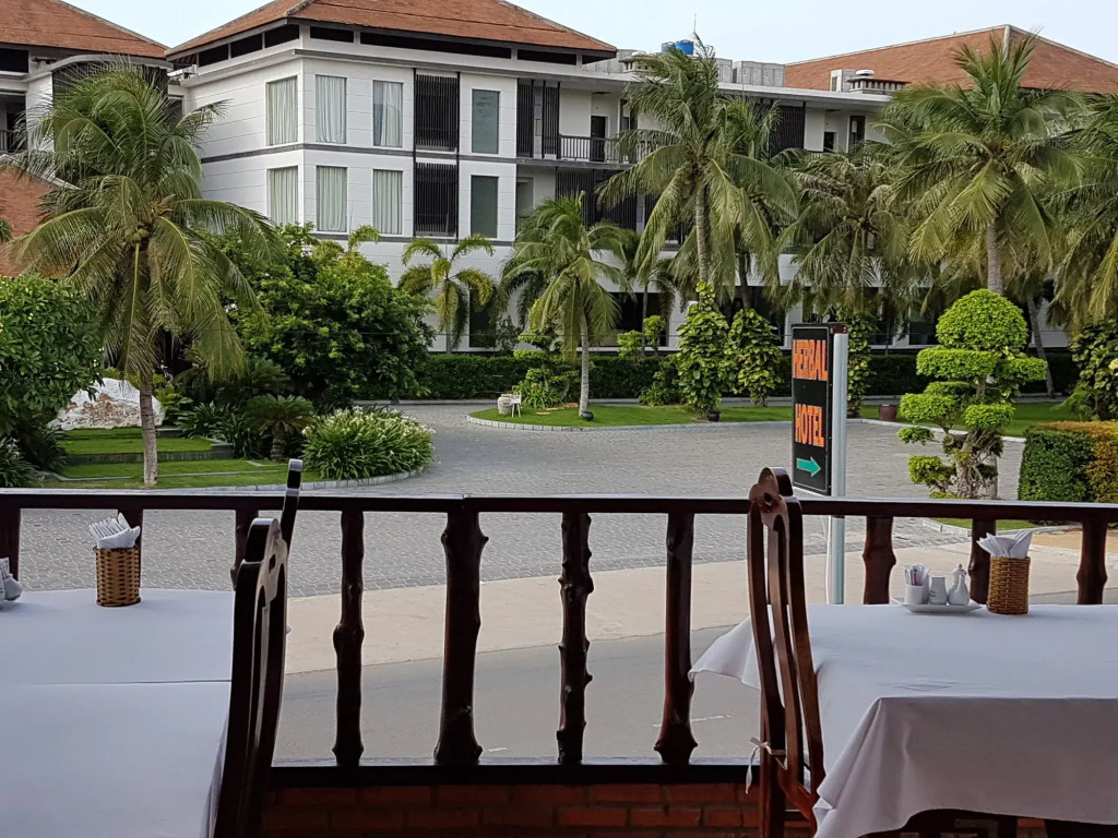 Herbal Hotel & Spa