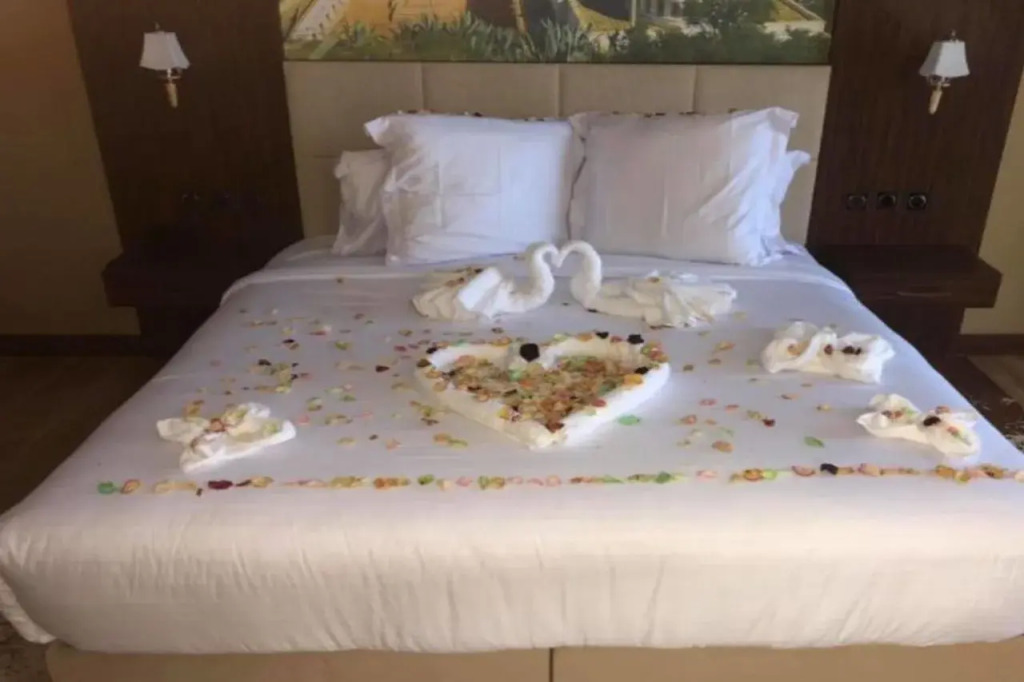 LB Suites Hotel