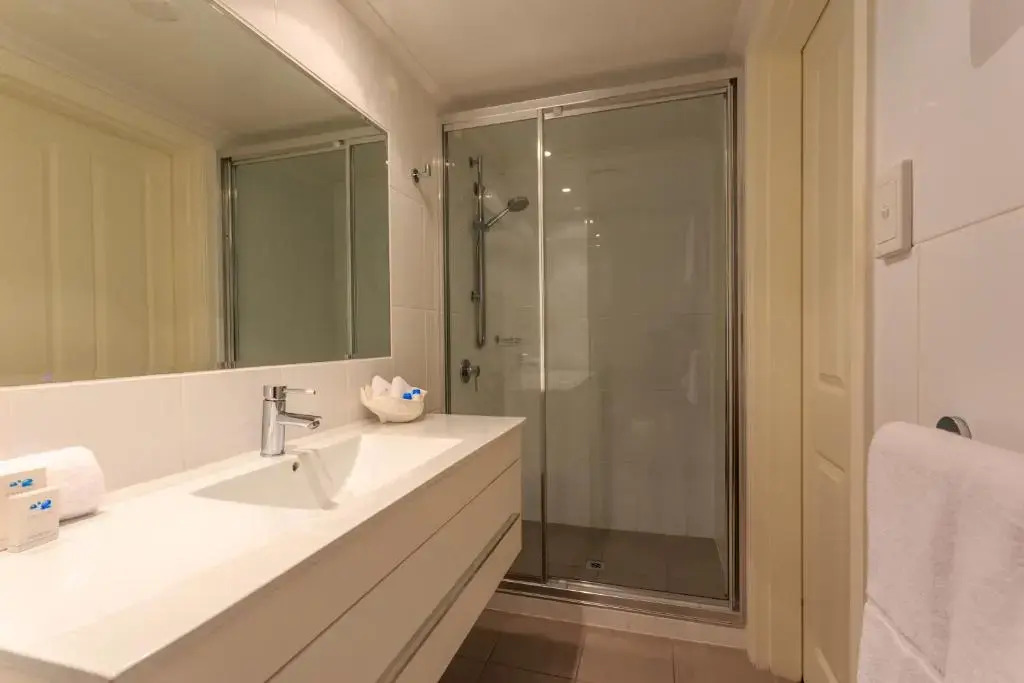 Macrossan House Boutique Holiday Apartments