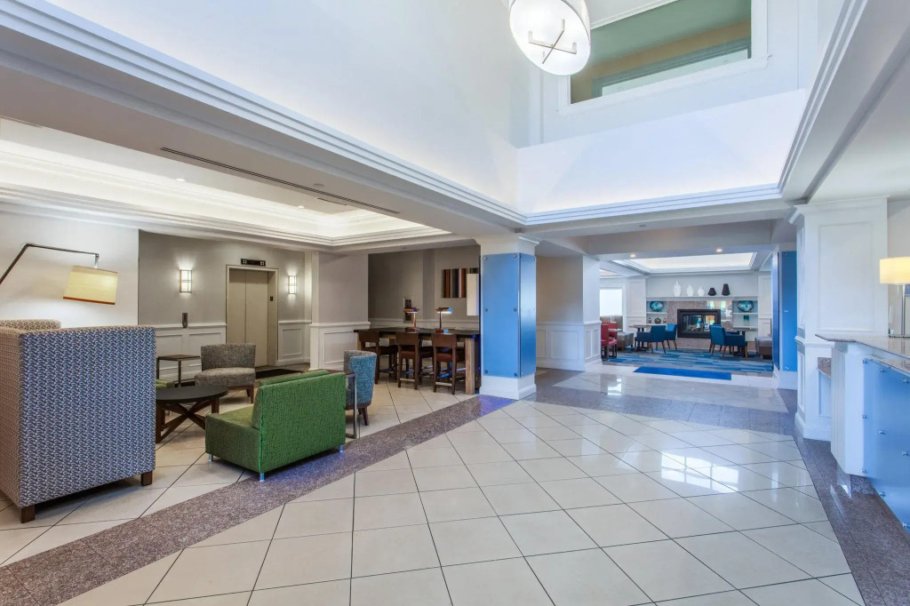 Holiday Inn Express Hauppauge-Long Island by IHG