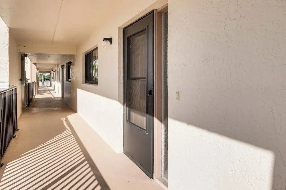 Condo w/ Direct Ocean Inlet View: Bikes Included!