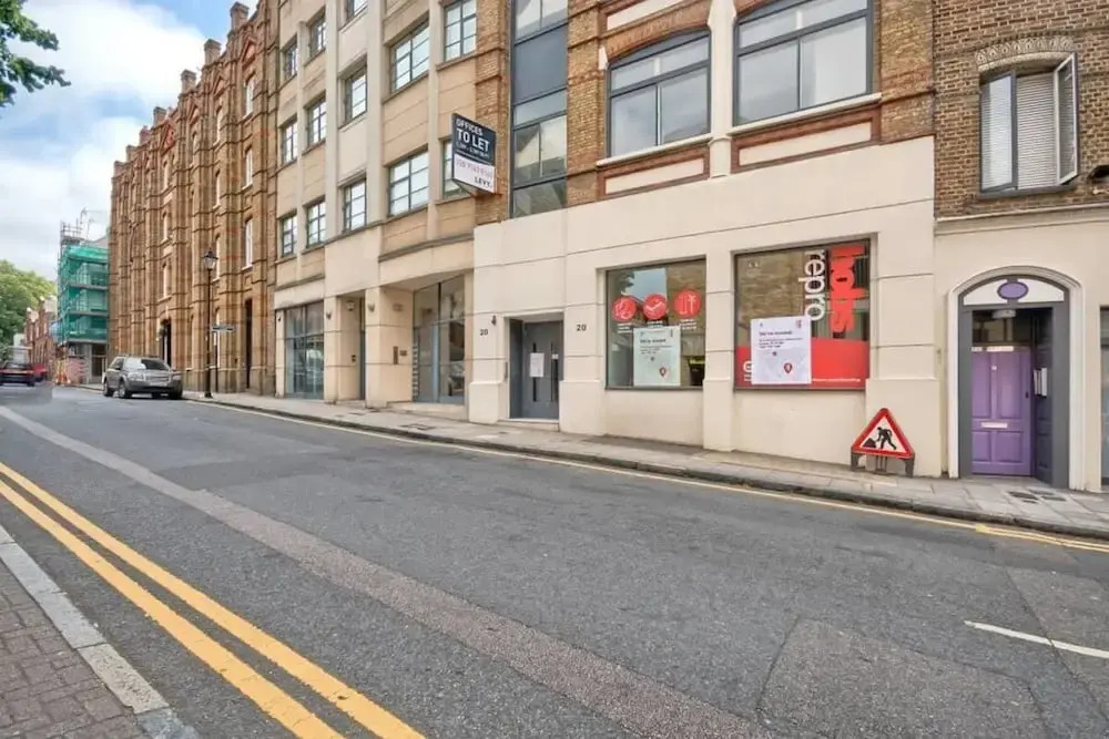 Converted Warehouse 1 bed apt in Clerkenwell