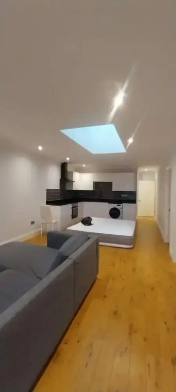 Bromley Manor - Spacious 11 Bedroom House