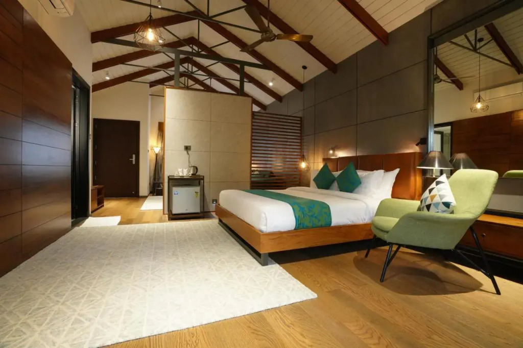 Vyna Hillock Resort