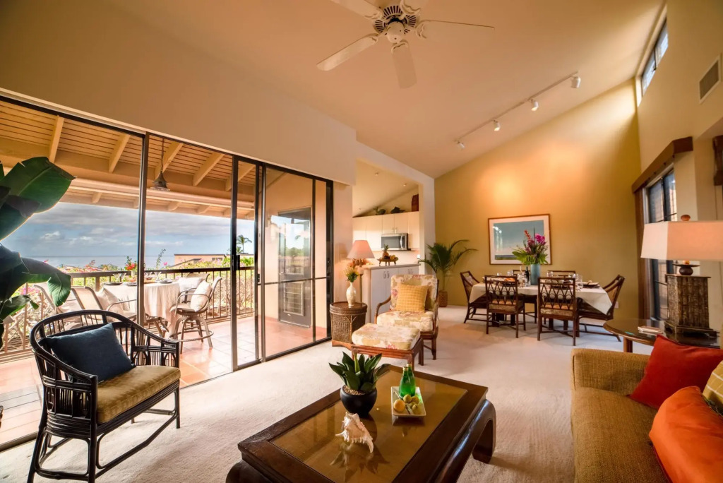 Wailea Ekahi 17D - One Bedroom Condo with Ocean View