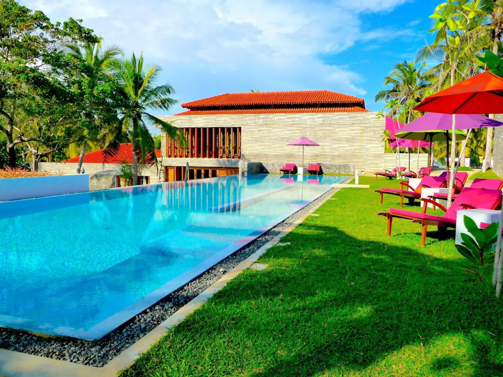 UTMT - Underneath The Mango Tree Spa & Beach Resort