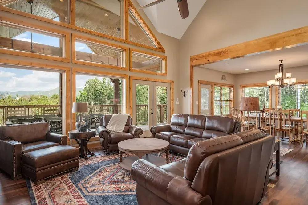 Tavia 5 Bedroom Home