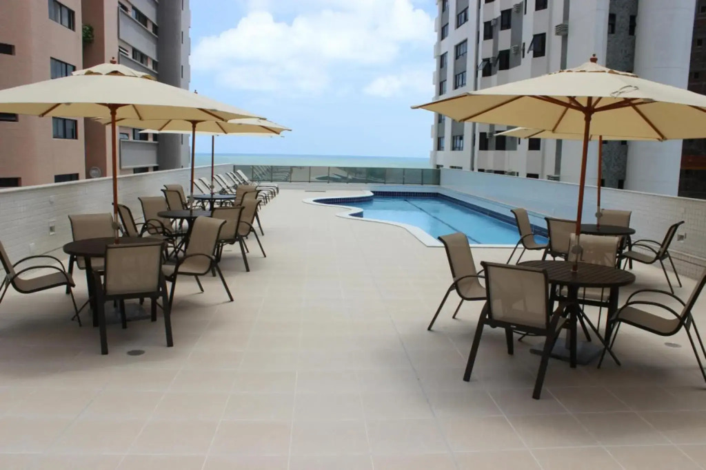FLAT BEIRA MAR-BEACH CLASS EXECUTIVE-Família