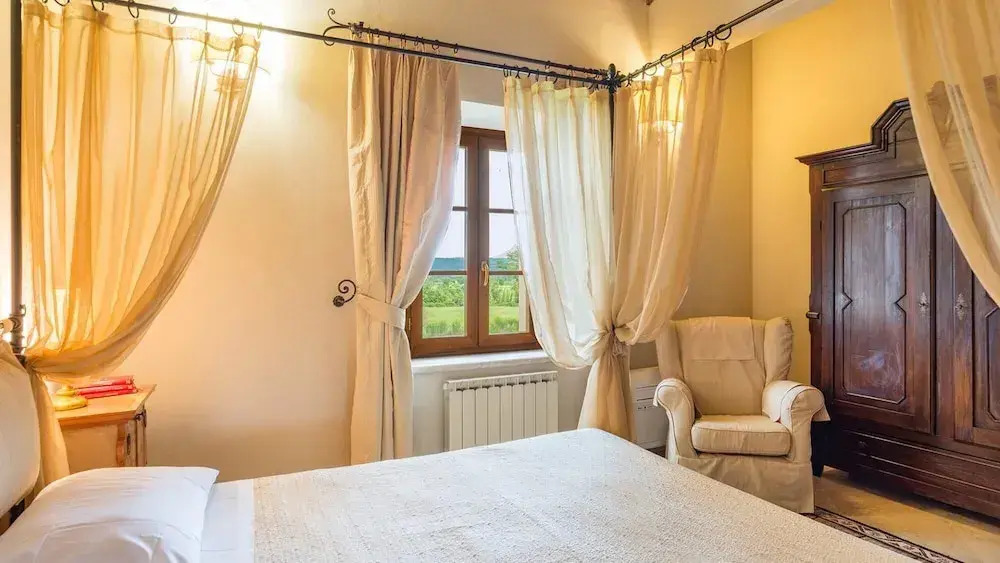 Villa Le Chiarne 22, Emma Villas