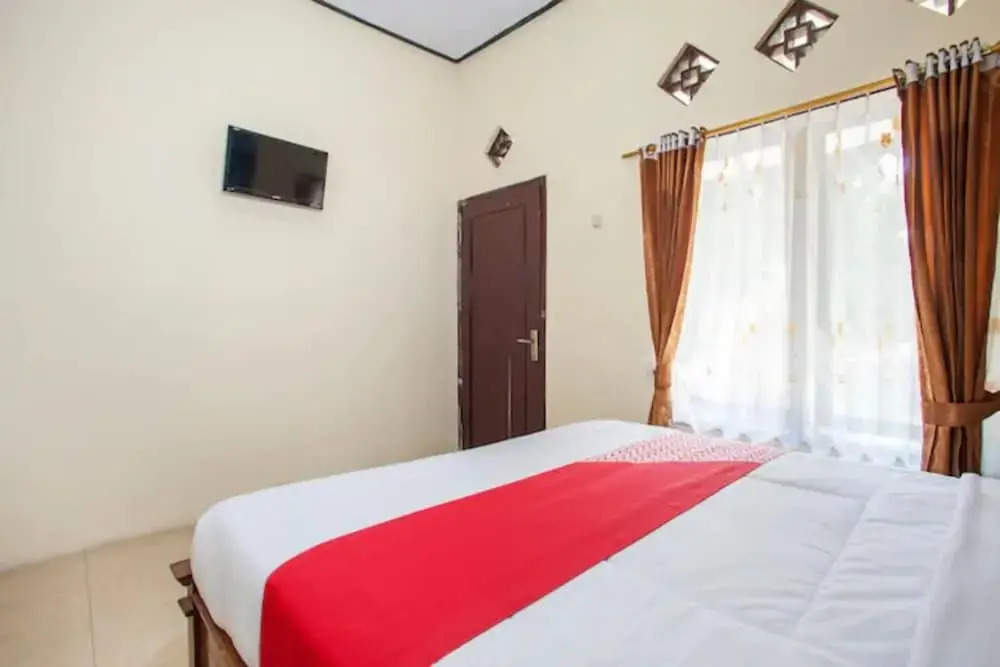 OYO 1415 Ijen Resto & Guest House