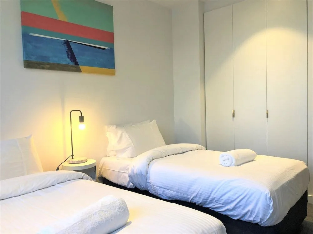 ReadySet Apartments on Rose Lane