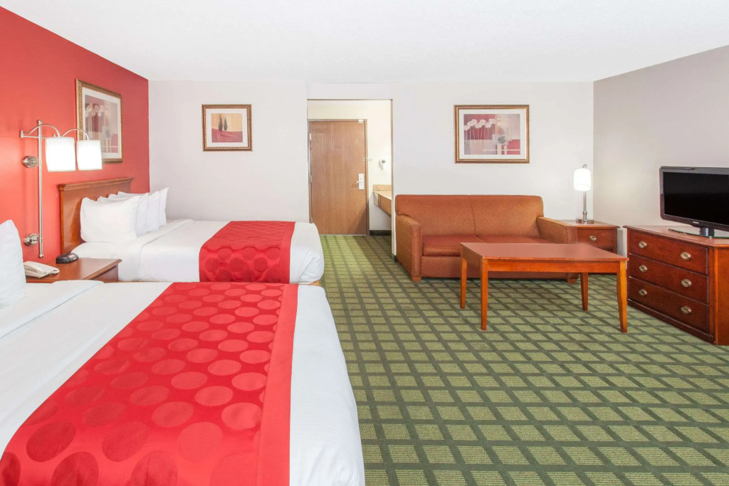 Baymont by Wyndham Decatur IL North