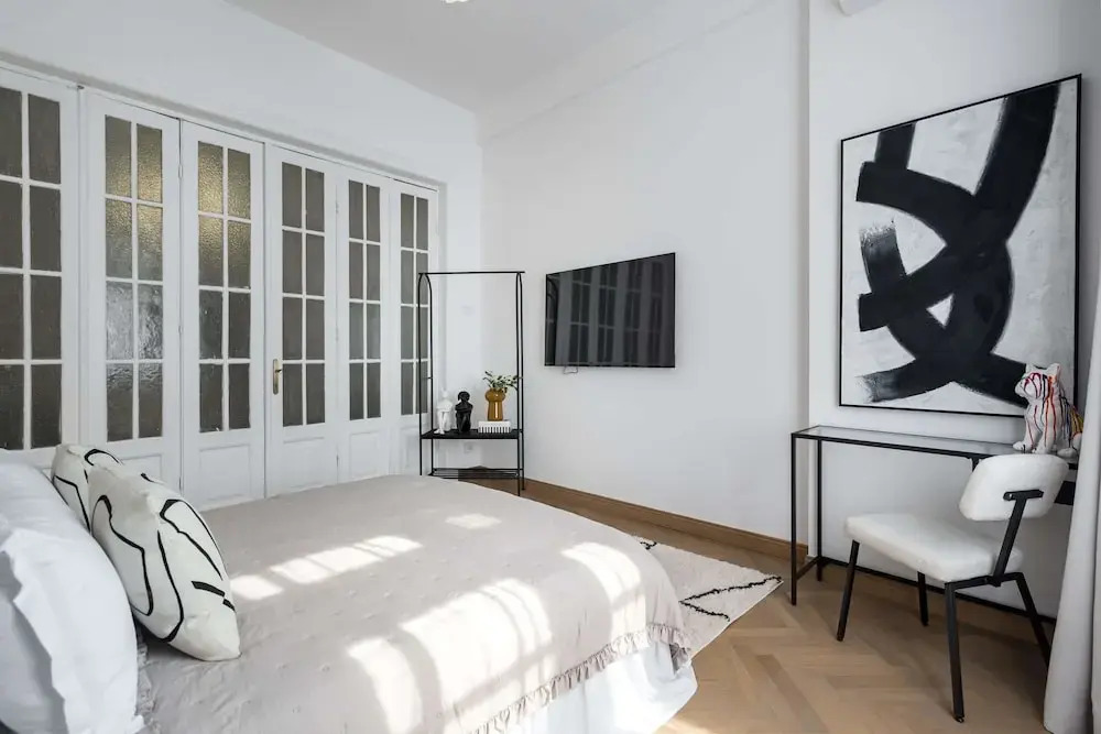 Stunning 3BR Apartment in Bucharest
