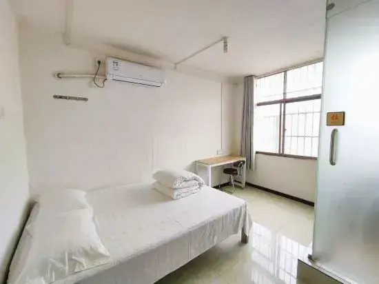 Lexus House Hotel