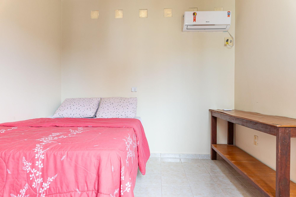 Casa Com 4qts Pet Friendly Piscina Cond Sh011