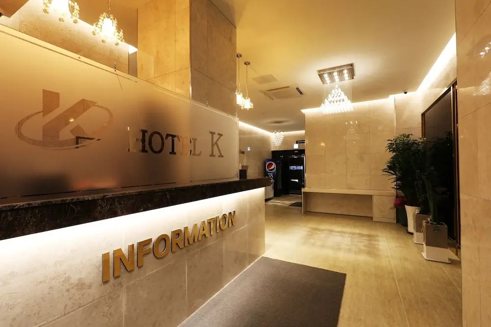 W Motel