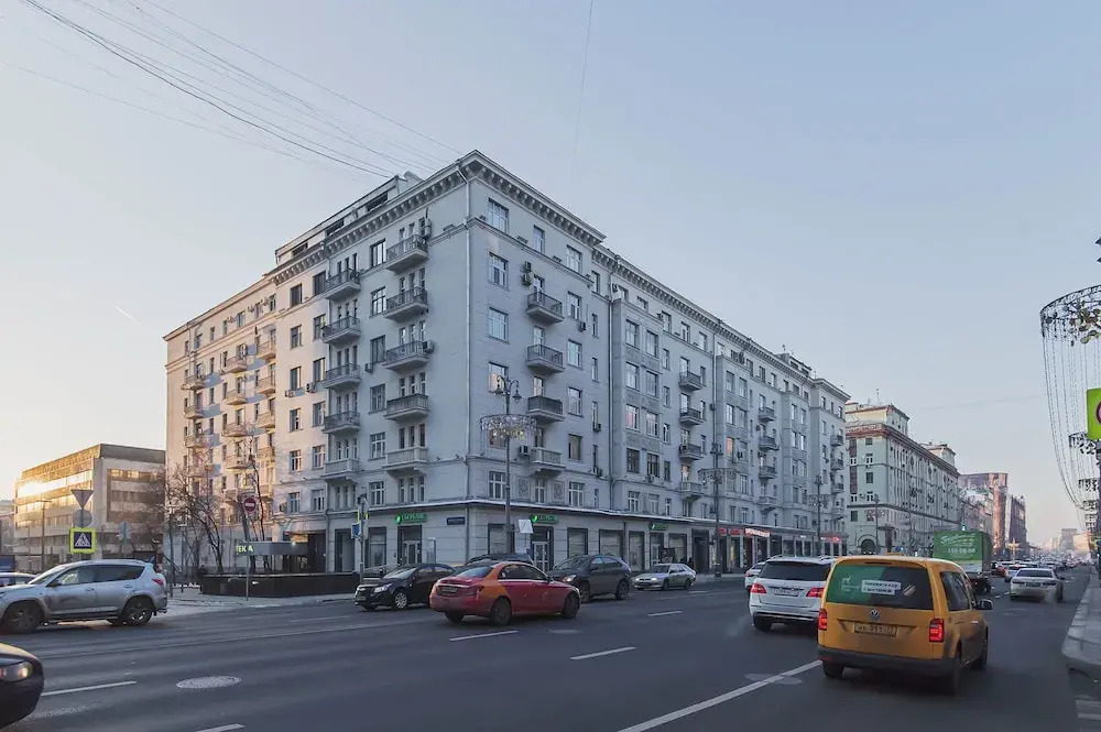 Апартаменты GM, 4 комнаты с мансардой, Тверская