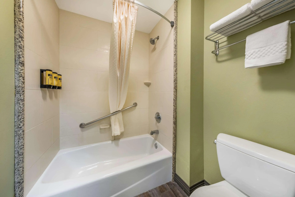 Best Western PLUS Avita Suites