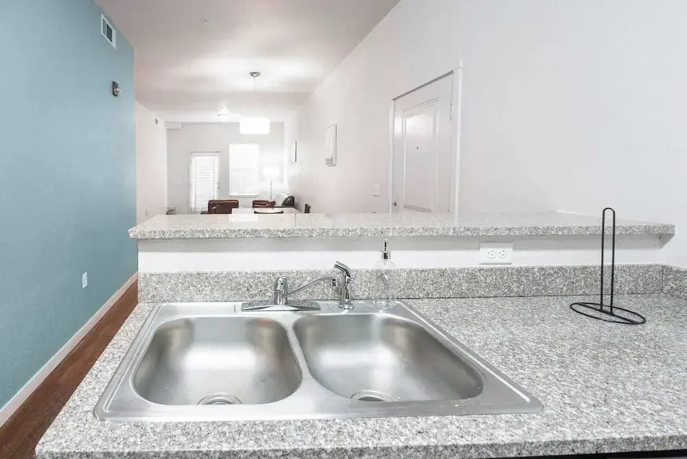 Fully Furnished 2bdrm Apt Near UNC