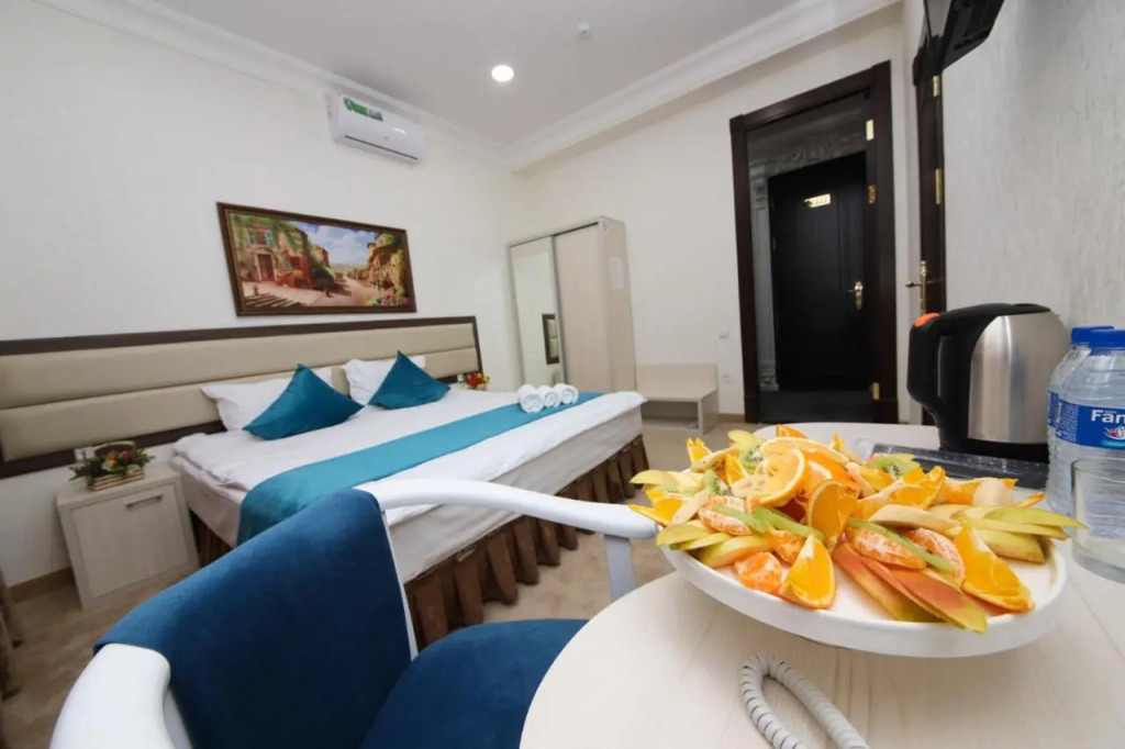 HOTEL GLOBUS