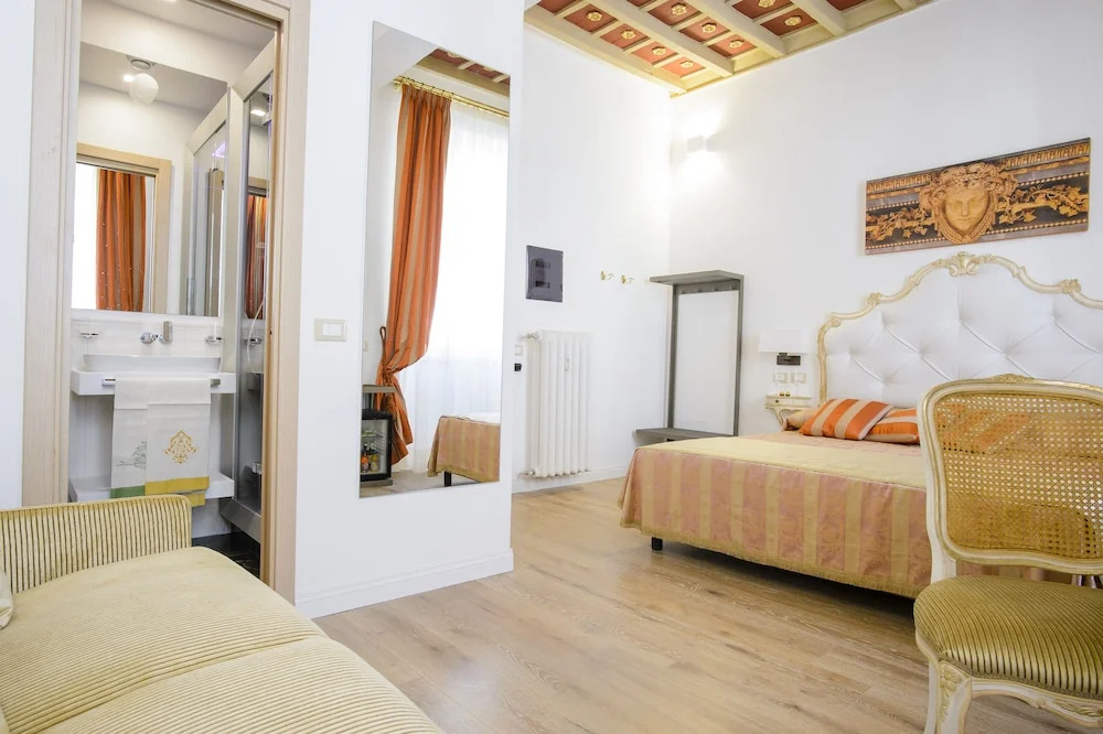 Excellent Trinity Rooms
