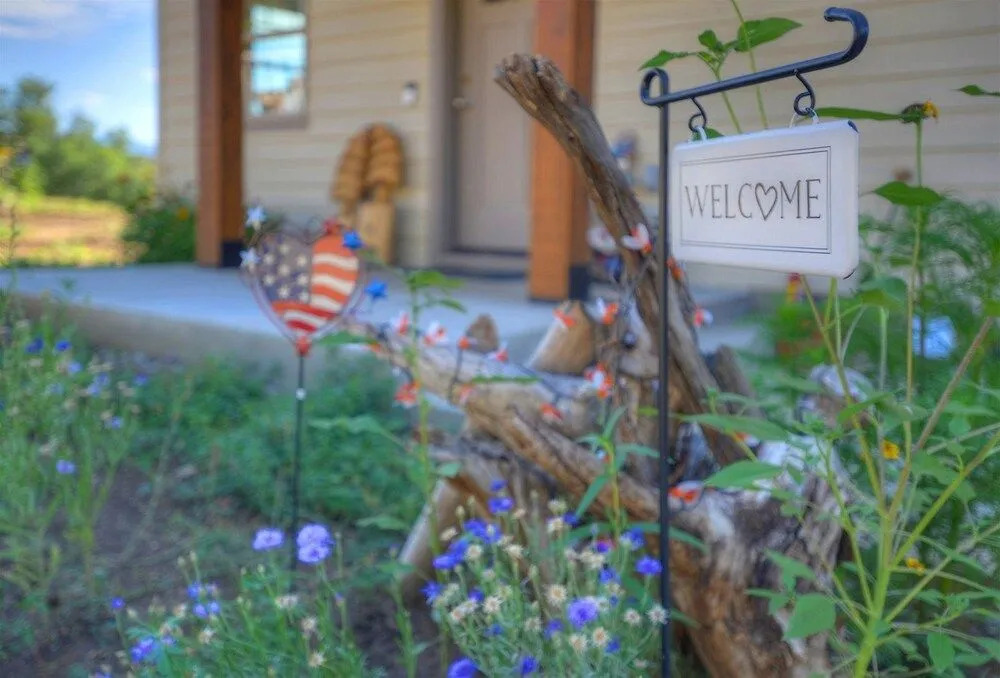 Pine River Cabin