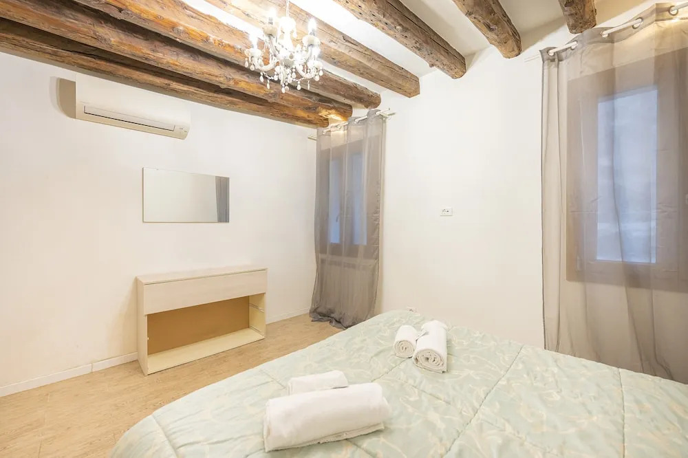 Rialto Suite