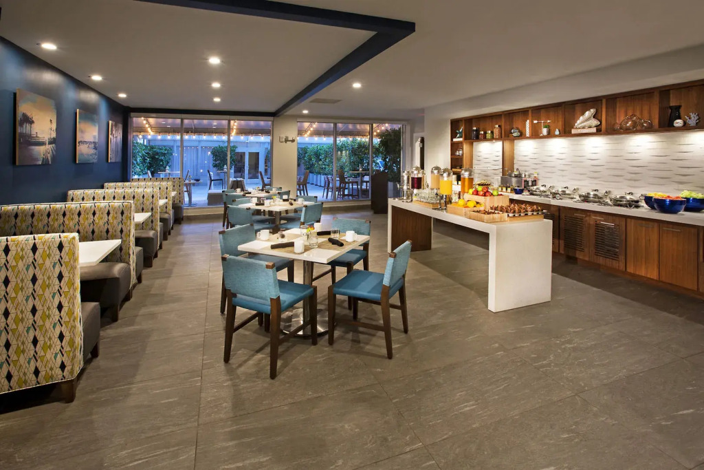 DoubleTree Resort by Hilton Hollywood Beach