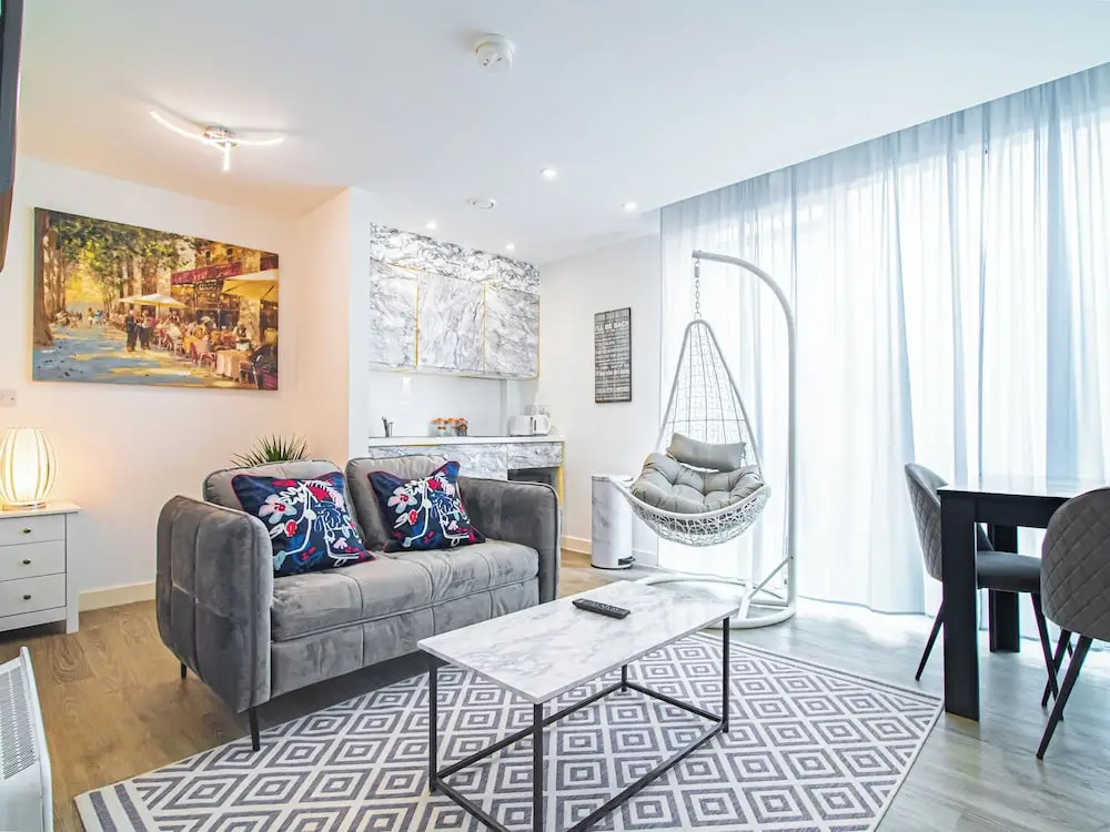 Avo Apartment - Modern Style & Great Location