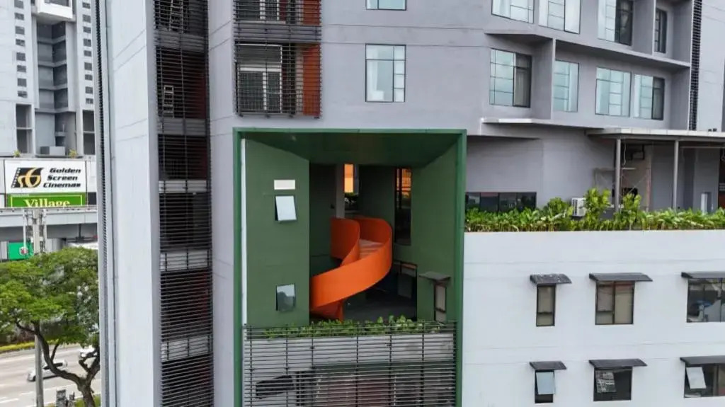 The Graph Hotel