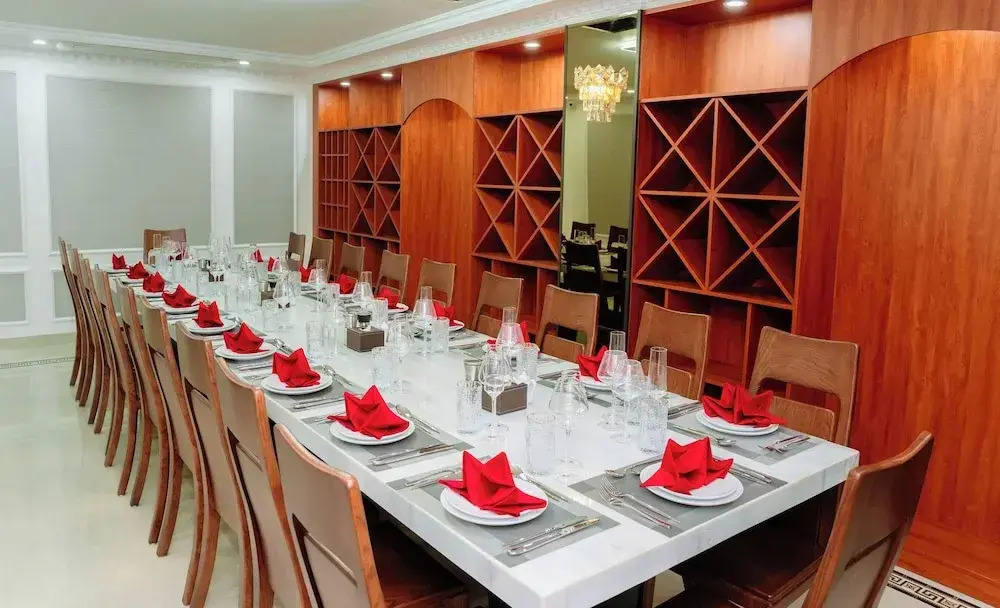 SC Luxury Hotel