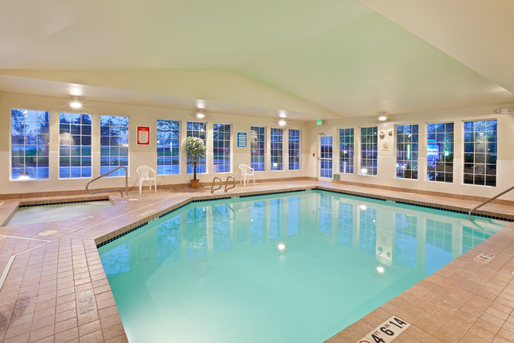Holiday Inn Express Corvallis-On the River by IHG