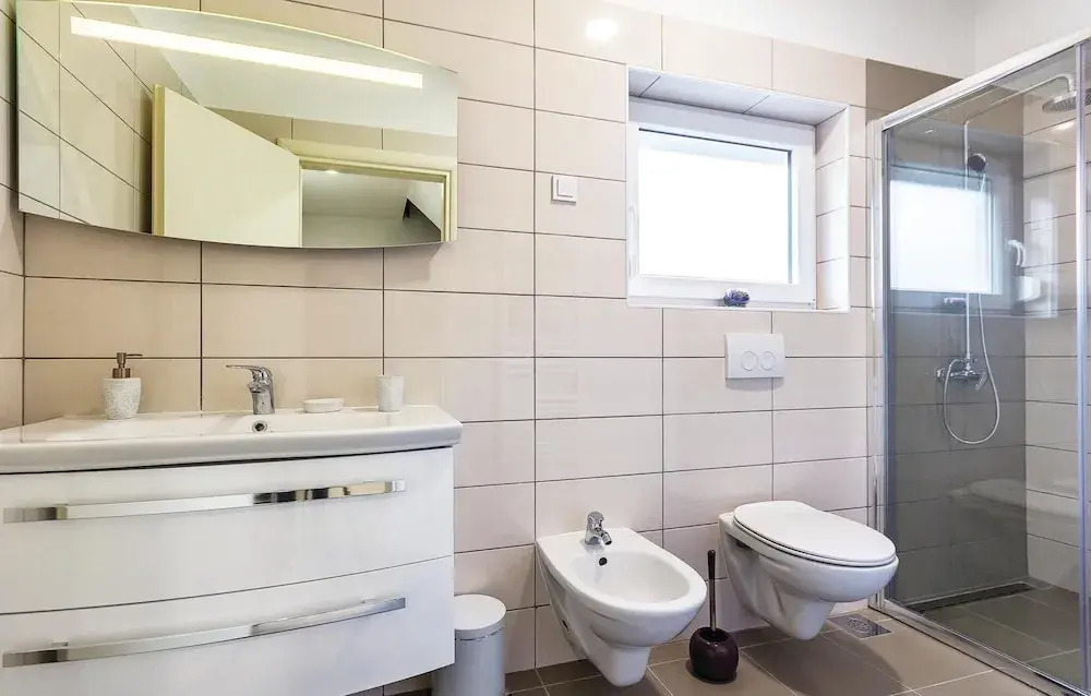 Stunning Home in Pula With Wifi and 5 Bedrooms