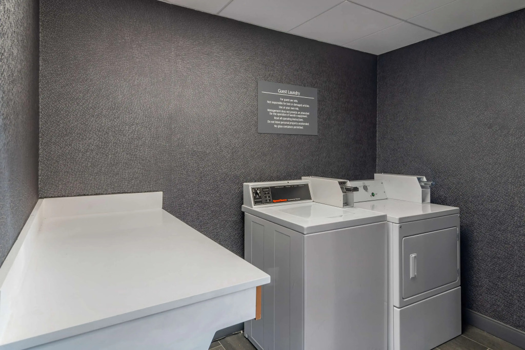 Best Western Plus Dalton Inn