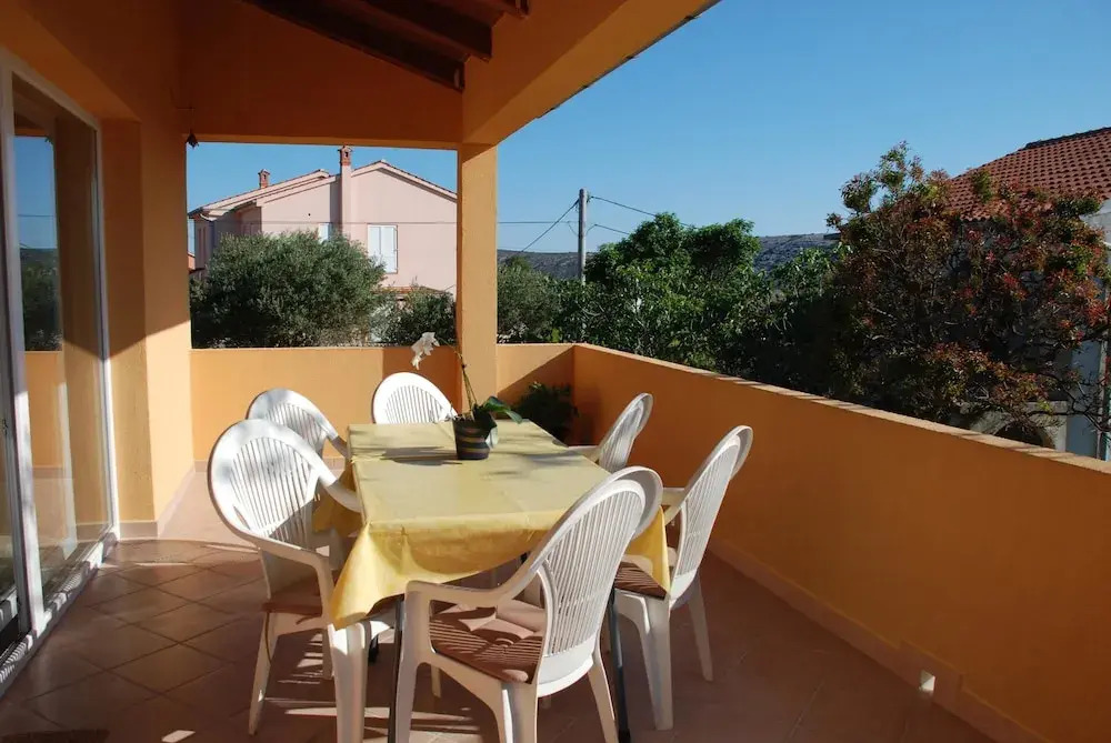 Villa Paula / Three Bedrooms H1