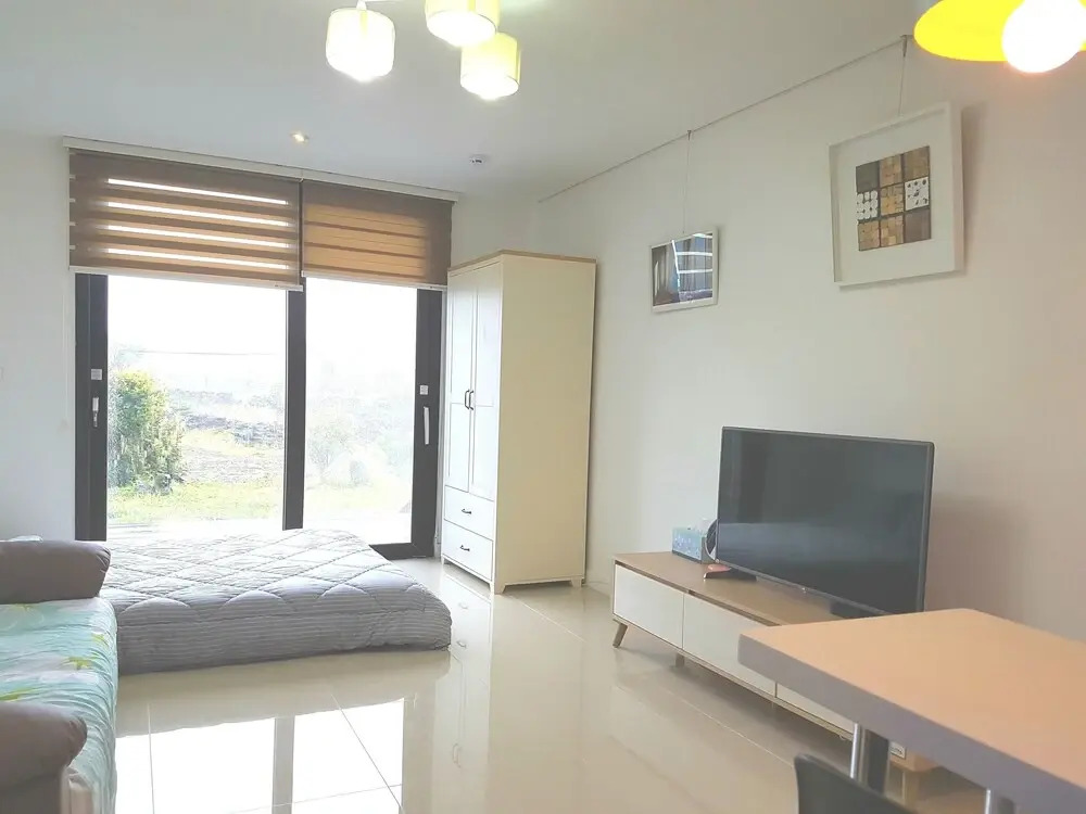 R.Loo House Seongsan