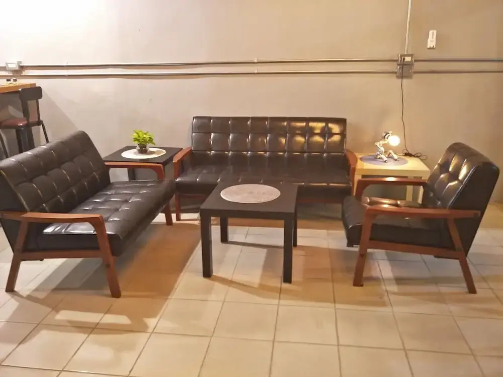 MILU Backpacker Hostel