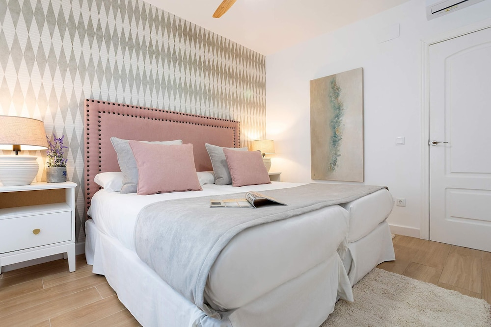 Central & Exclusive 2BD Apartment in Cordoba. Hinojo