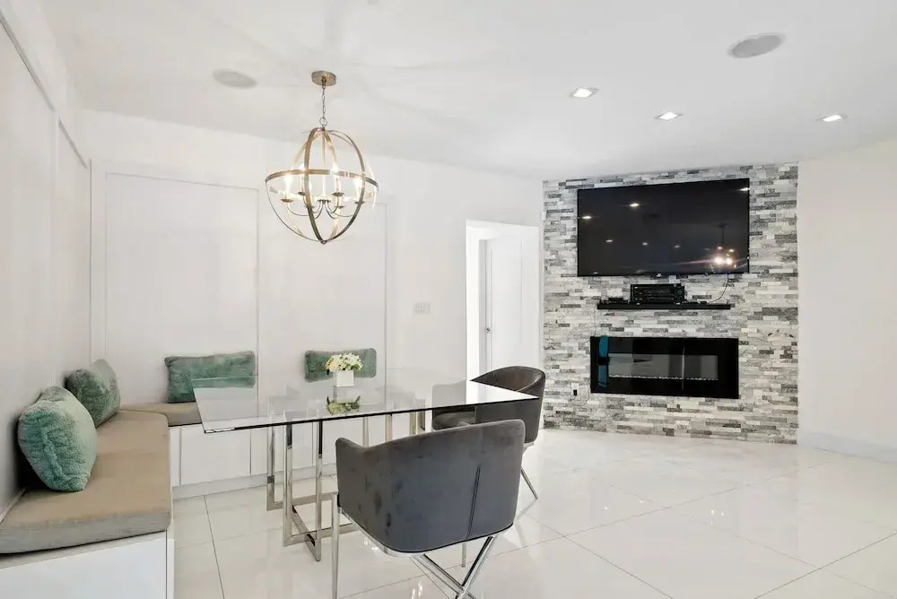 Wonderful 5BR House At Brickell Miami