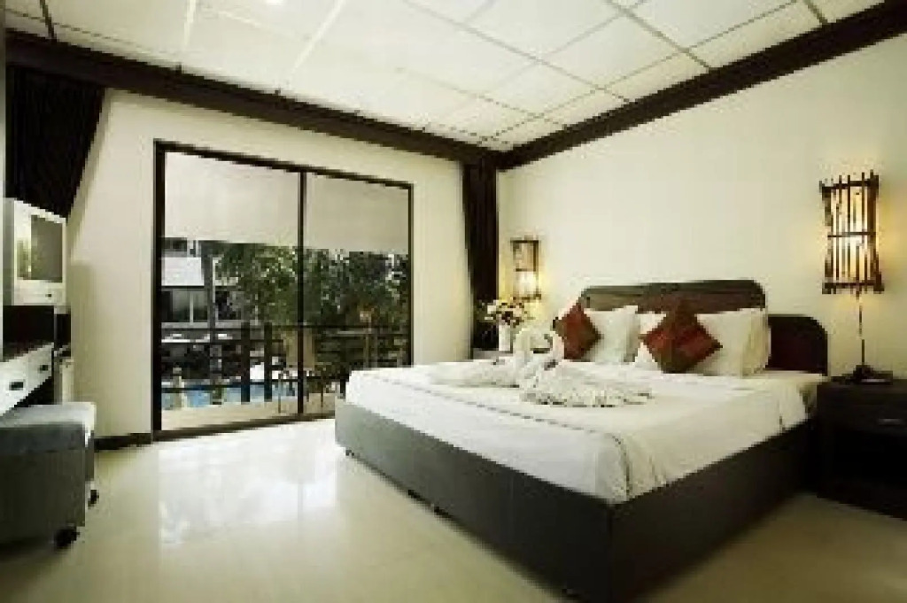 Bamboo Beach Hotel & Spa