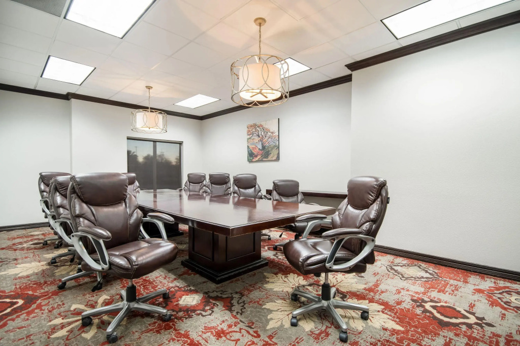 Hawthorn Suites by Wyndham Lubbock